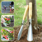 Herramientas de jardinería: pala para desbrozar, paleta y rastrillo.