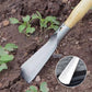 Herramientas de jardinería: pala para desbrozar, paleta y rastrillo.