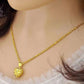 [Una celebración del amor] Un hermoso y delicado collar con forma de corazón