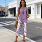✨ ¡OFERTA POR TIEMPO LIMITADO 50% DE DESCUENTO! 👗 Conjunto Casual de 2 Piezas – Túnica Asimétrica en Capas y Pantalones Estampados de Tirantes Anchos 🌿