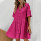 Vestido midi de manga corta con cuello de camisa y botone