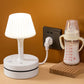 💡 Lámpara de mesilla con enchufes de CA y puertos USB